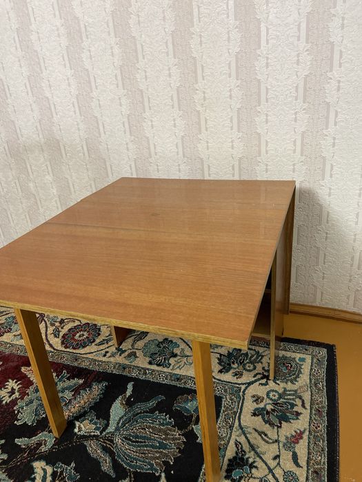 Продам стол тумбу!