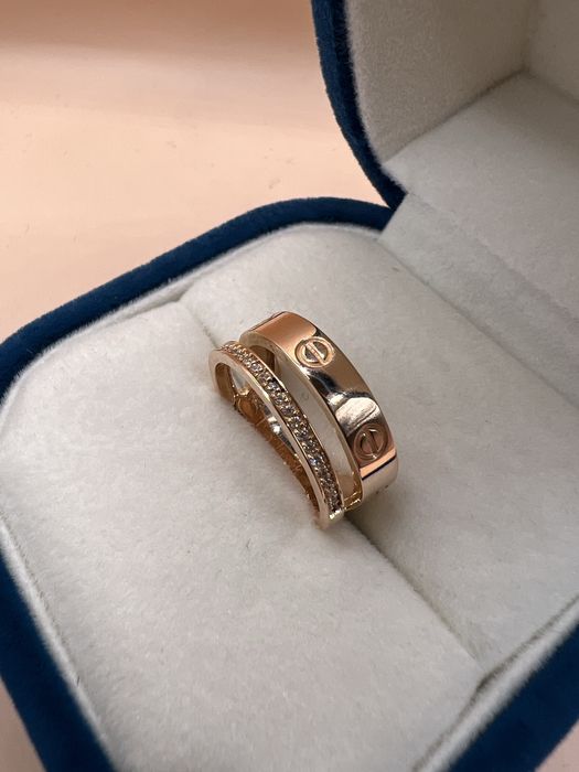 Продам золотое кольцо.