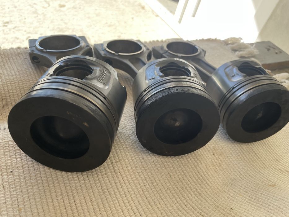 Biela cu piston bmw e90