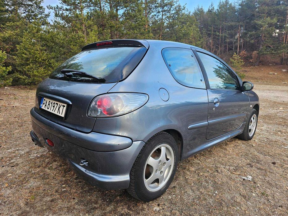 Продава се кола - Пежо 206