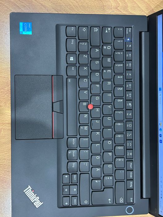 Като нов! Лаптоп Lenovo ThinkPad E14 Ryzen 7/40GB/512GB с 3 мес. гар.