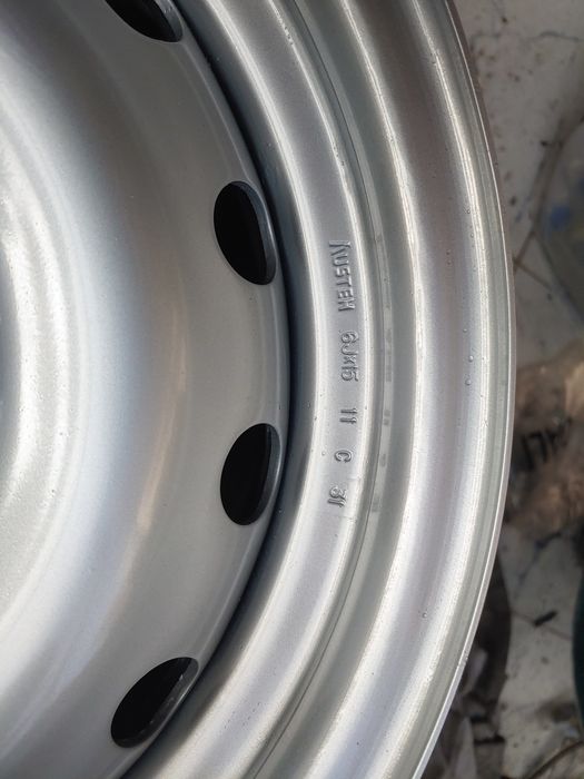 Damas va Labo uchun R15 seriy va qora diskalarimiz bor sotuvda.