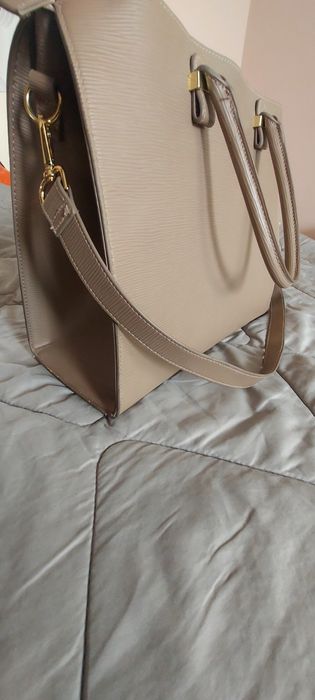 Голяма дамска чанта