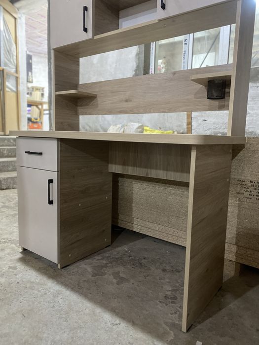 Письменный стол парта