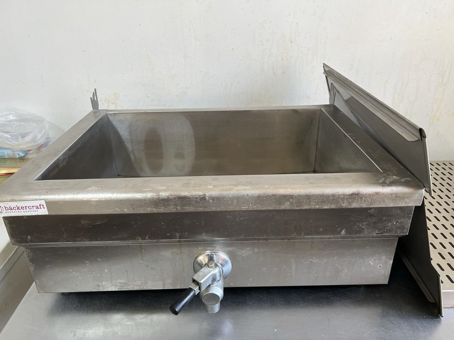 Промышленная фритюрница