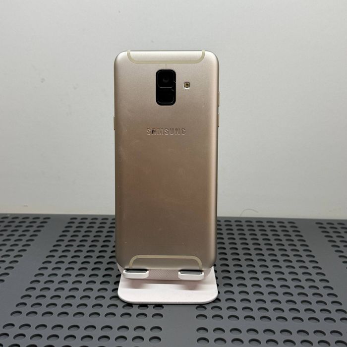Samsung Galaxy A6 ideal