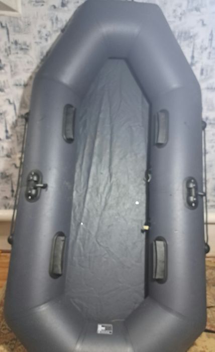 Продам лодку  двухместная
