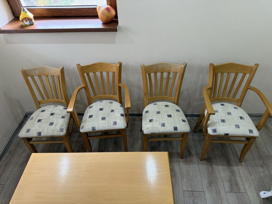 Трапезна разтегателна масивна маса бук със столове