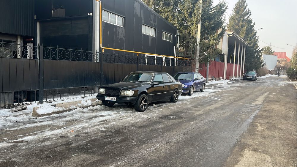 Продам мерседес 124