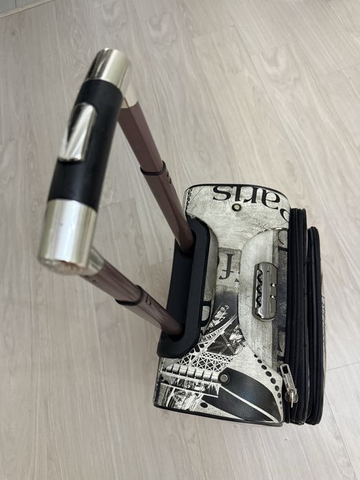 Чемодан компактный