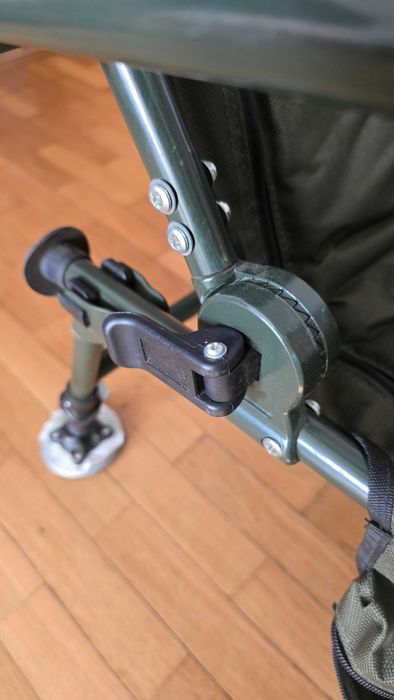 Scaun de pescuit Baracuda A cu o talpa a piciorului lipsa