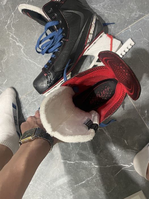 Продам хоккейные коньки bauer x2.7