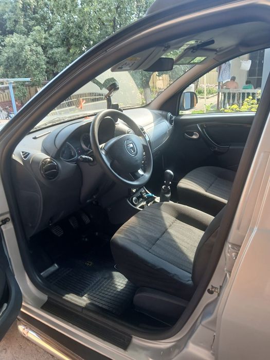 Vand Duster-15.dci-110 cai-4x4-an 2012-proprietar