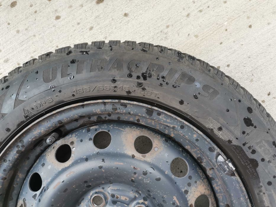 Продавам джанти с гуми от Хонда Сивик 7 - 15 цола