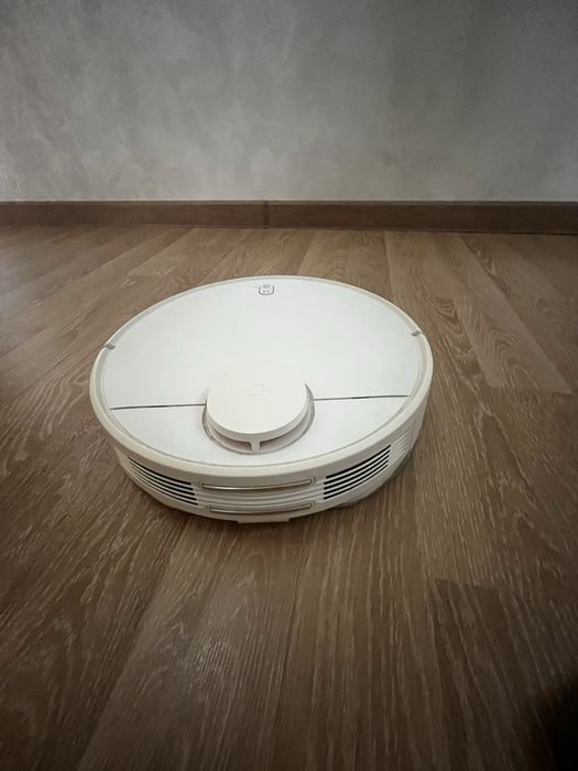 Роботпылесос huawei