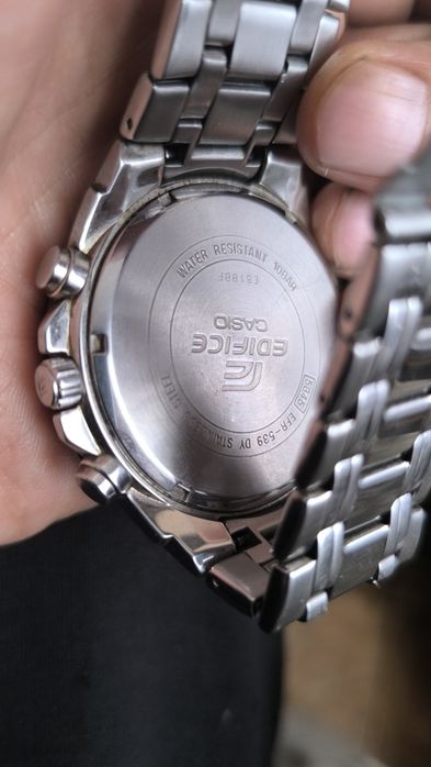 Часы Casio Edifice.