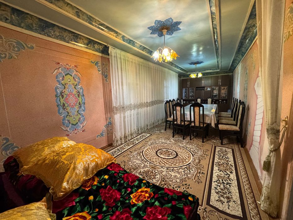 Ховли уй сотилади!