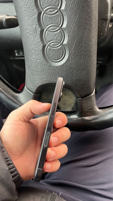 Айфон 16 сатылады.