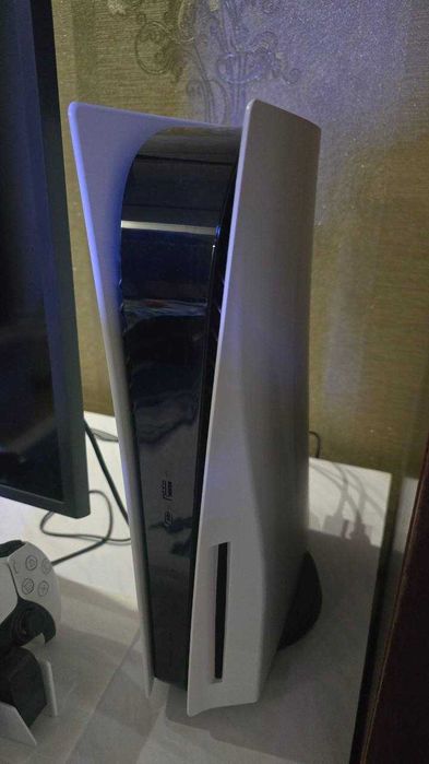 Продается PlayStation 5 + наушники