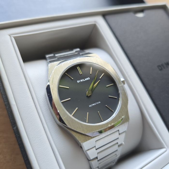 Часовник D1 Milano Ultra Thin