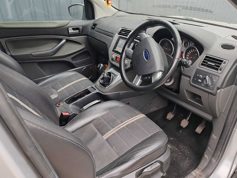 Dezmembrez Ford Kuga 2.0 TDCI