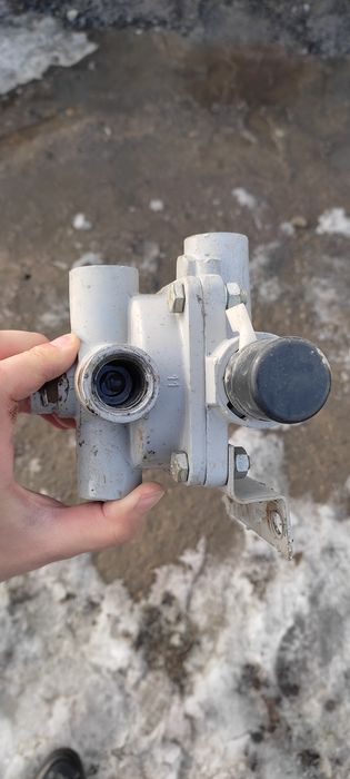 Тормозной кран прицепа