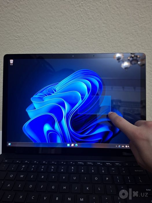 SURFACE Laptop Go 2