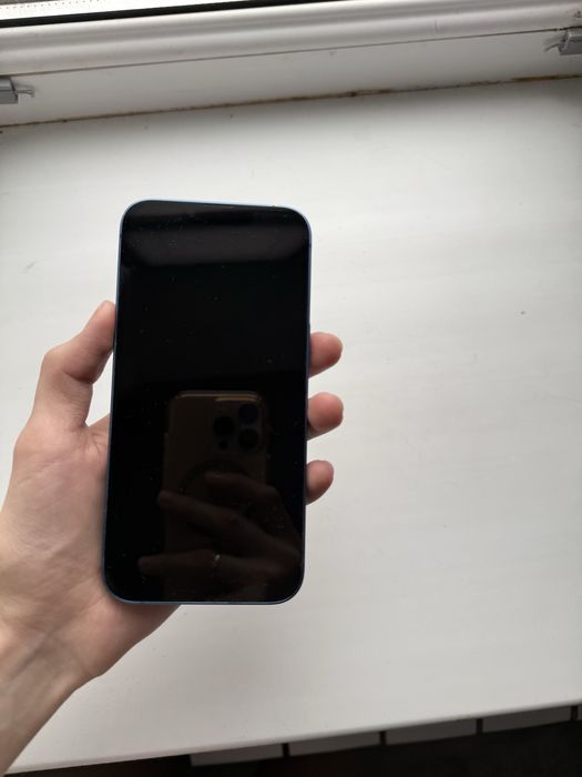 Iphone 13 256 гб срочно сотилади