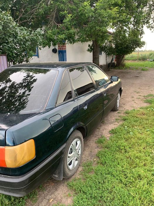 Продам Ауди 80 б3