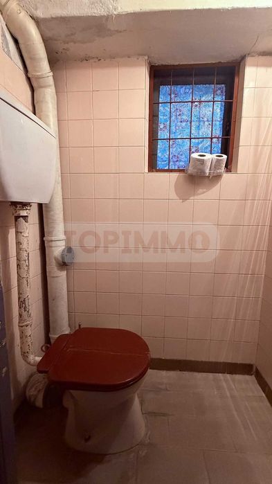 Дава се под наем Офис в Варна, Общината - 80 кв.м за 348.84 € - Снимка #12