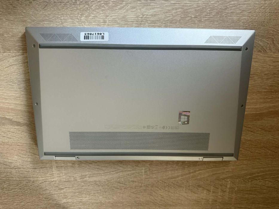 HP Elitebook 1040 x360 G8