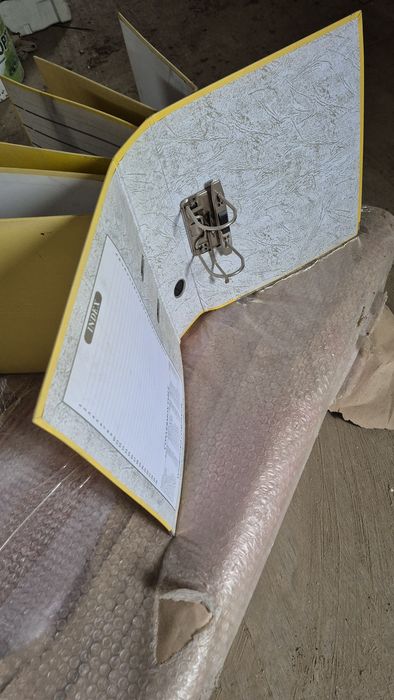 Папки для документов.