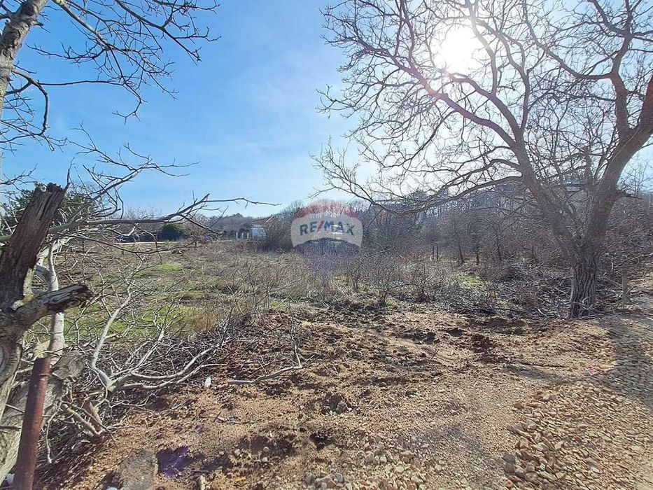 Парцел в м-т Манастирски рид