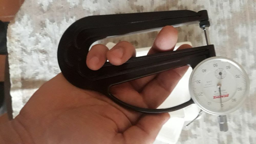 Срочно продам новый толщиномер