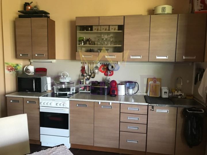 Тристаен в вилна зона Слънчев бряг