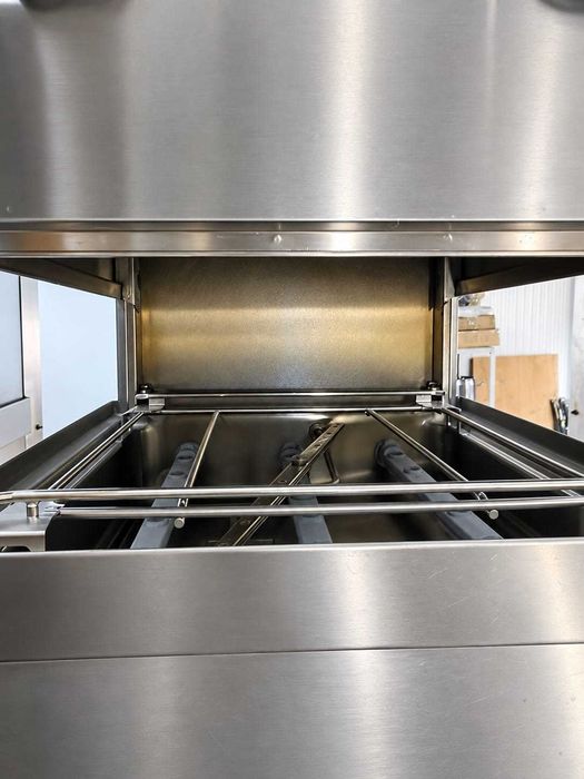 Masina spalat vase profesionala Winterhalter GS 502 – capota – 400V