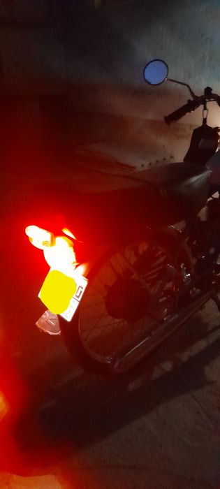 Riga 13 Velomotors Sarkane zwaigne