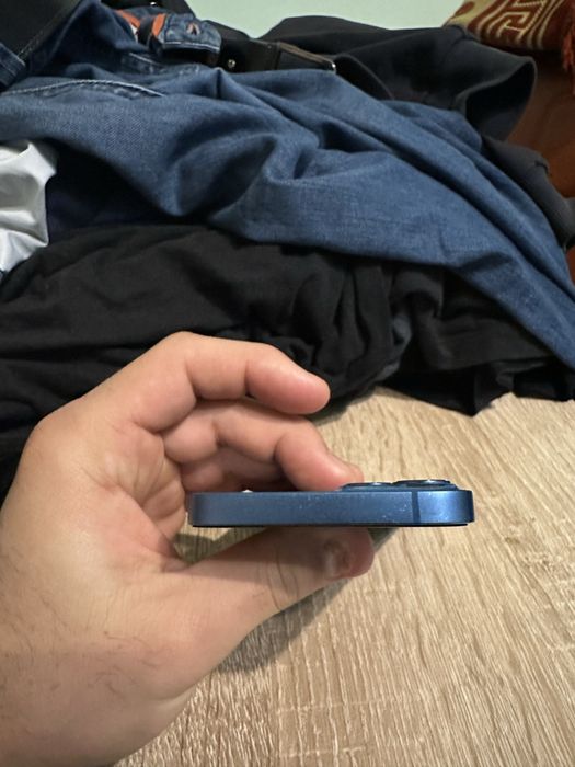 продаю iPhone 13 128gb