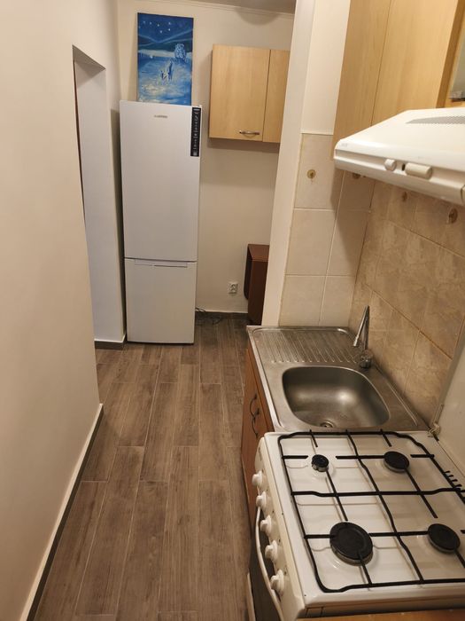 Inchiriez garsoniera strada Turturelelor Bistrița