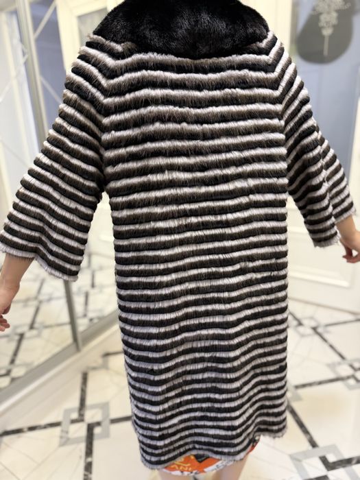 Продам дубленку полосатый