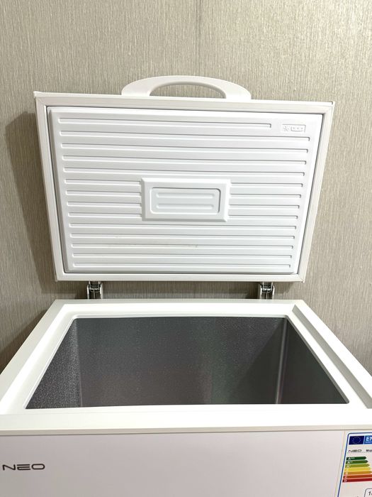 Продам Морозильник Neo NFC-146C 142 л белый