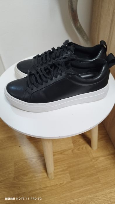 Adidași Vagabond 38