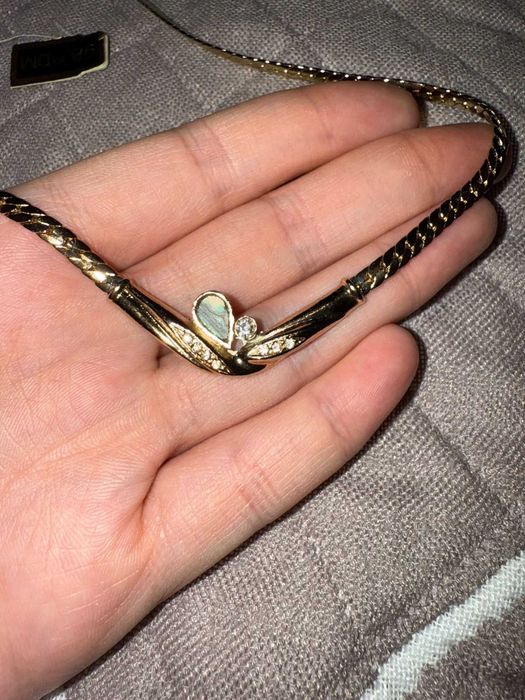 Продам колье бижутерия