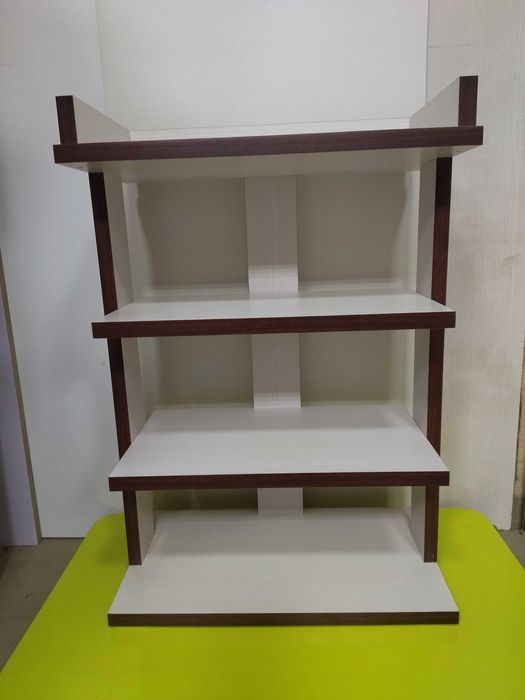 Обувницы продам.