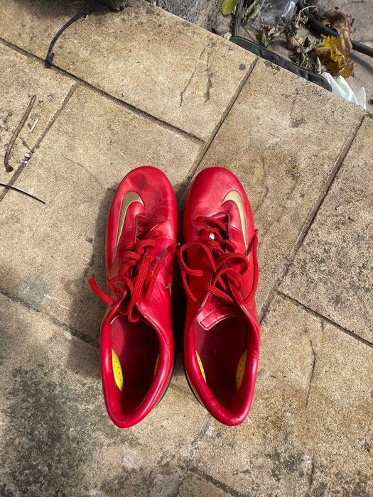 Nike  mercurial.