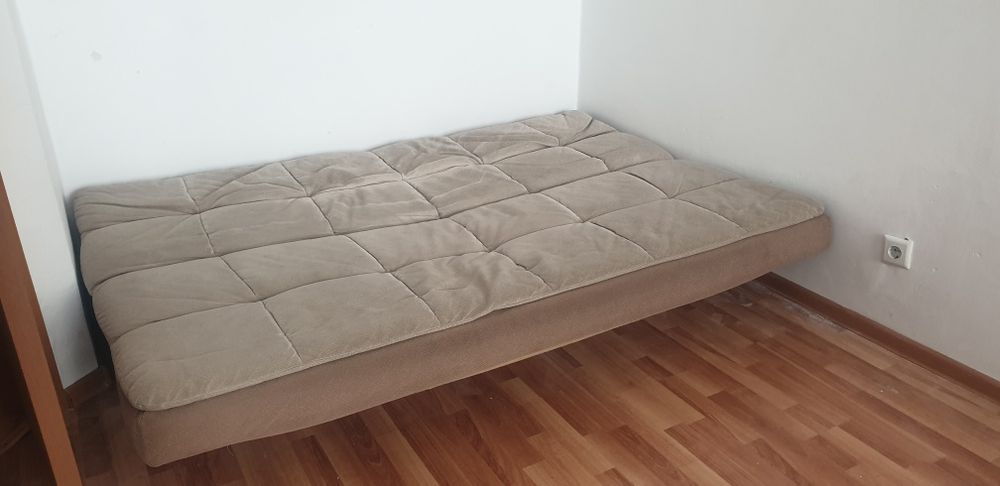 Продам диван в хорошем состоянии