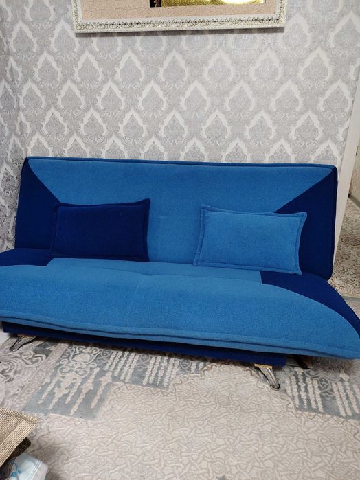 Продам диван в хорошем состояний