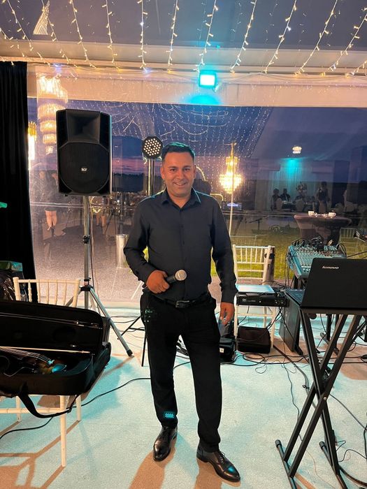 Dj Asigur sonorizare,pentru nuntă,botez,cununie,majorat