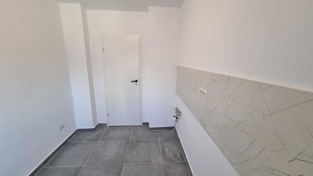 3 camere metrou Dristor, renovat