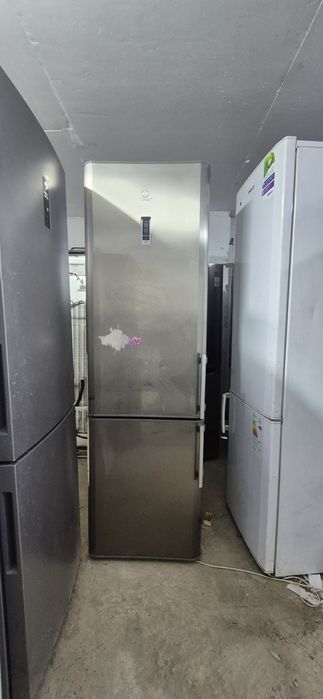 Холодильник 70000  без доставка